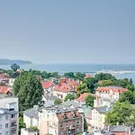 Dom & House - Level Eleven Apartment With Sea View