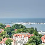 Dom & House - Level Eleven Apartment With Sea View